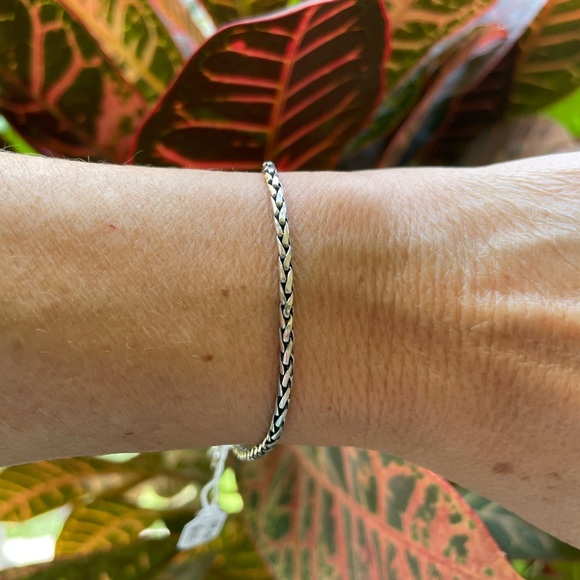 SS925/18K gold hook closure bracelet - Picture 3 of 10